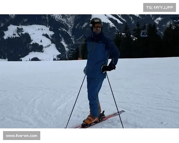 前柏林赫塔高管普雷茨滑雪严重摔伤，三根肋骨骨折刺穿肺部
